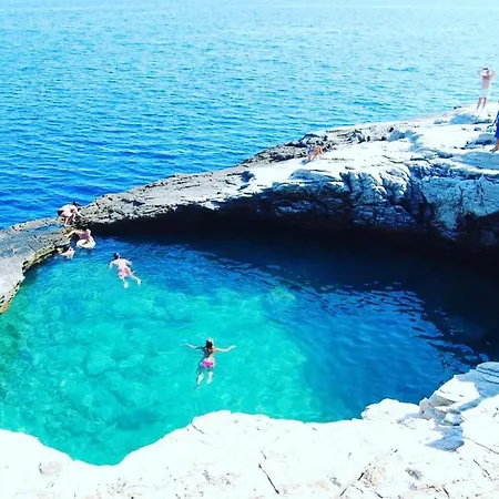 公寓式酒店 Armeno 3*